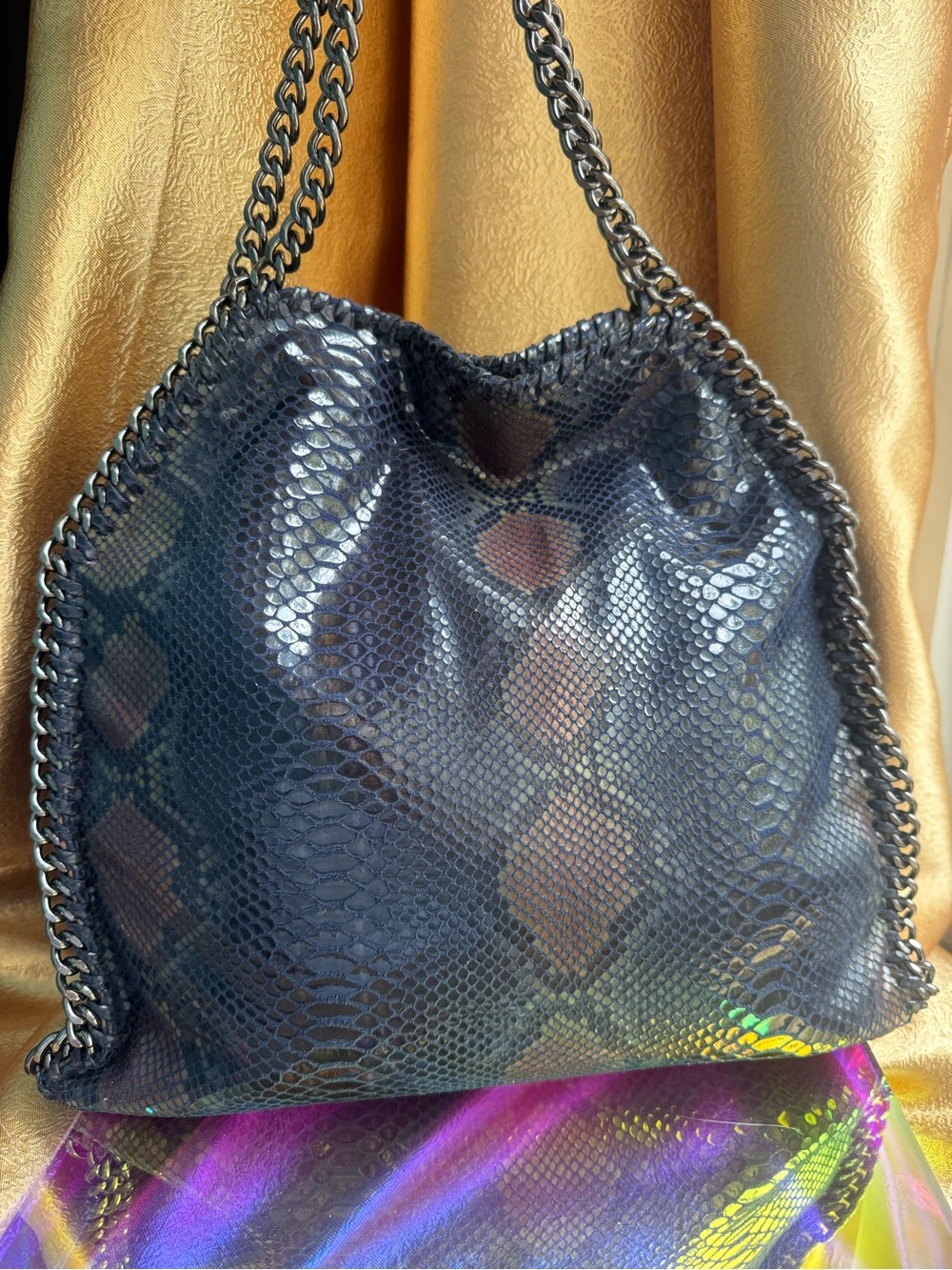 Black Snakeskin-Texture Chain Tote Bag - Women's Shoulder Bag